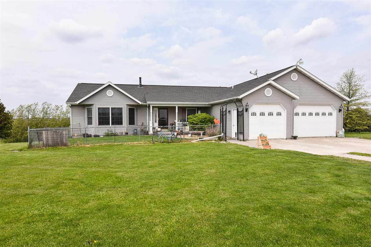 2059 J Ave, Marengo, IA 52301 Listings Jackie Phillips