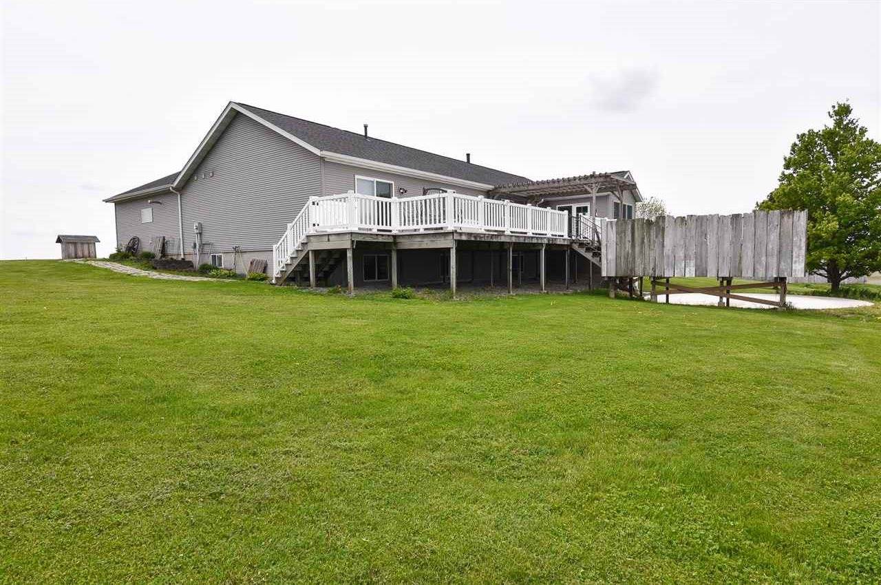 2059 J Ave, Marengo, IA 52301 Listings Jackie Phillips