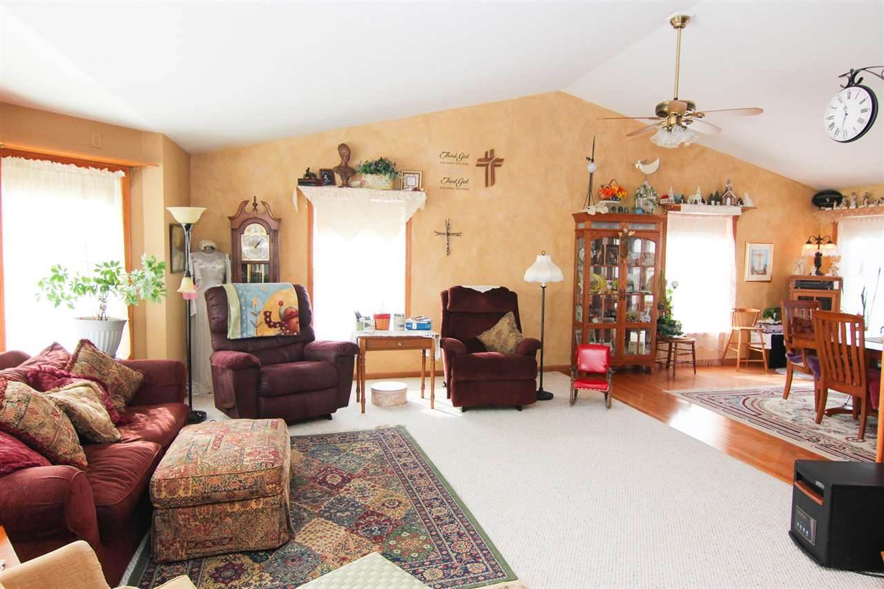 2059 J Ave, Marengo, IA 52301 Listings Jackie Phillips