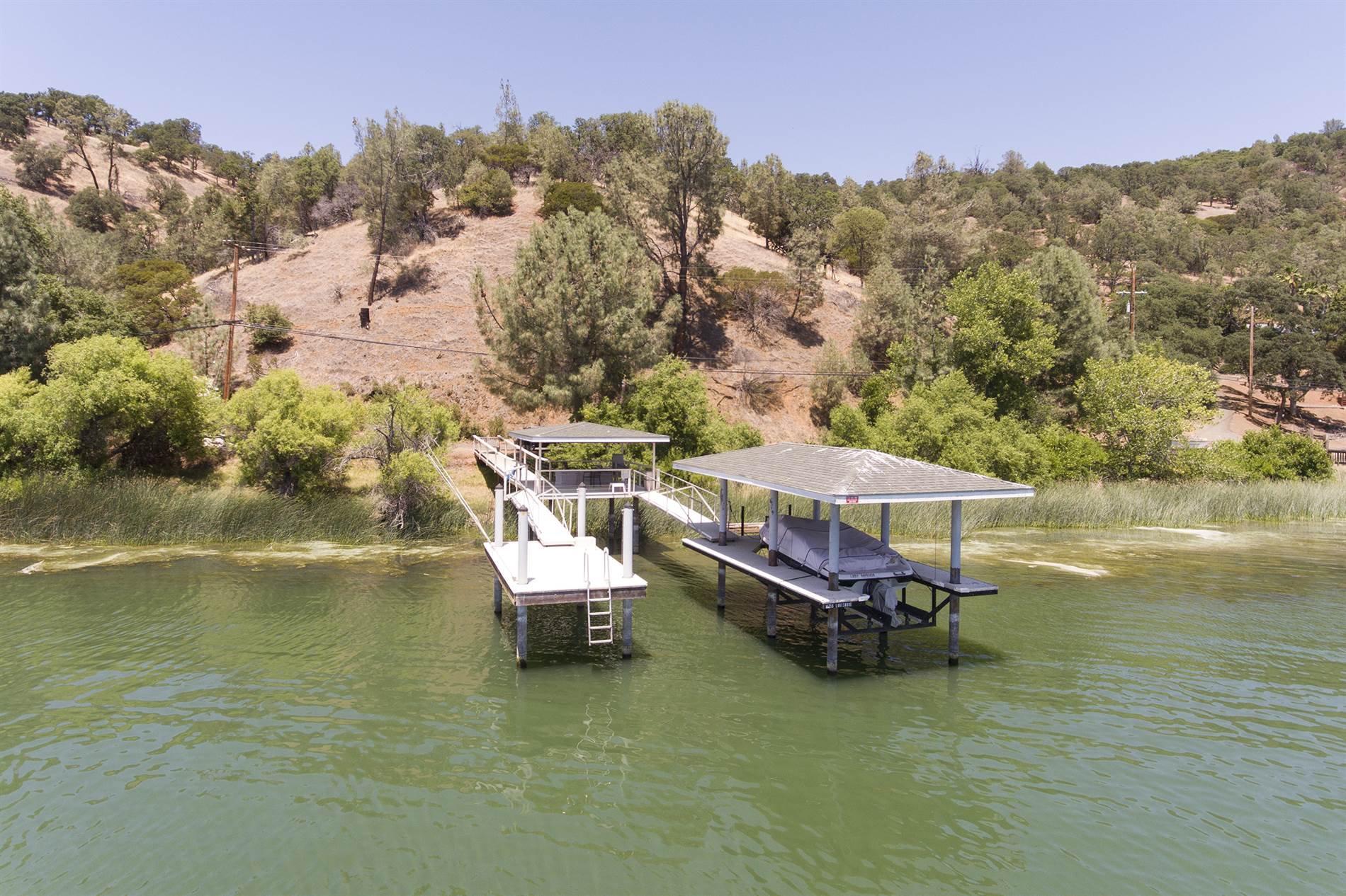 11255 Lakeshore Drive, Clearlake, CA 95422 Listing Details data