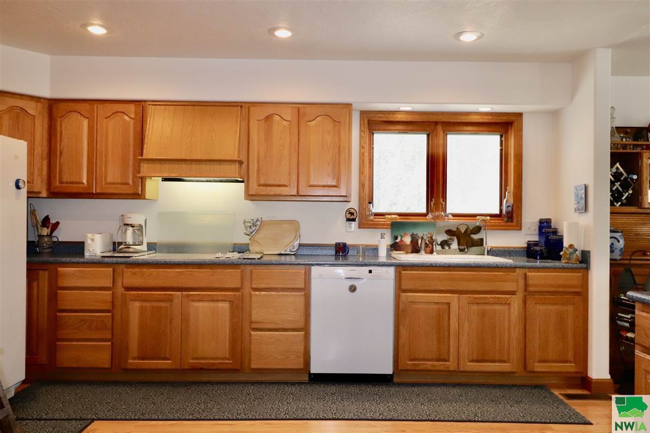 10005 100th St. Lots 13 & 14, Sloan, IA 51055 Listings Janel Pearson