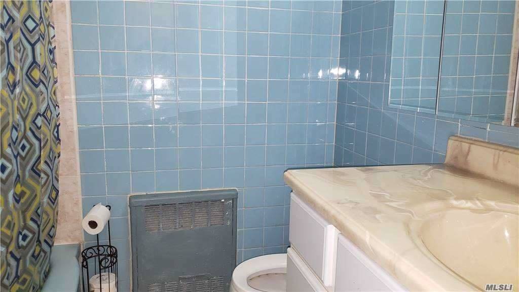 8 Phelps Ln, North Babylon, NY 11703 Listings Residential