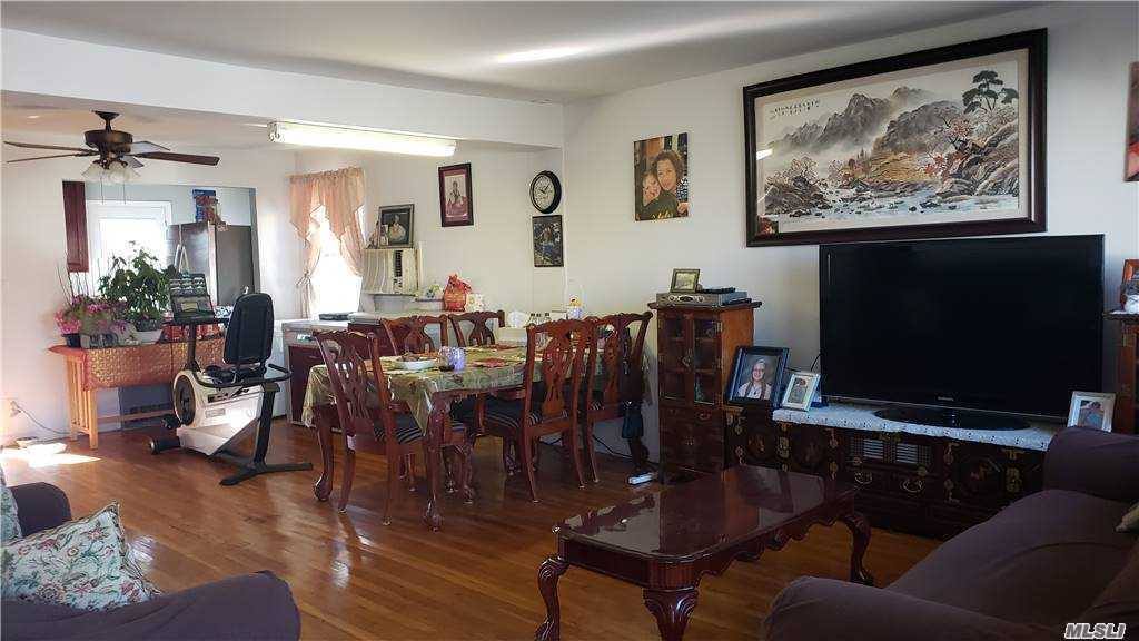 8 Phelps Ln, North Babylon, NY 11703 Listings Residential