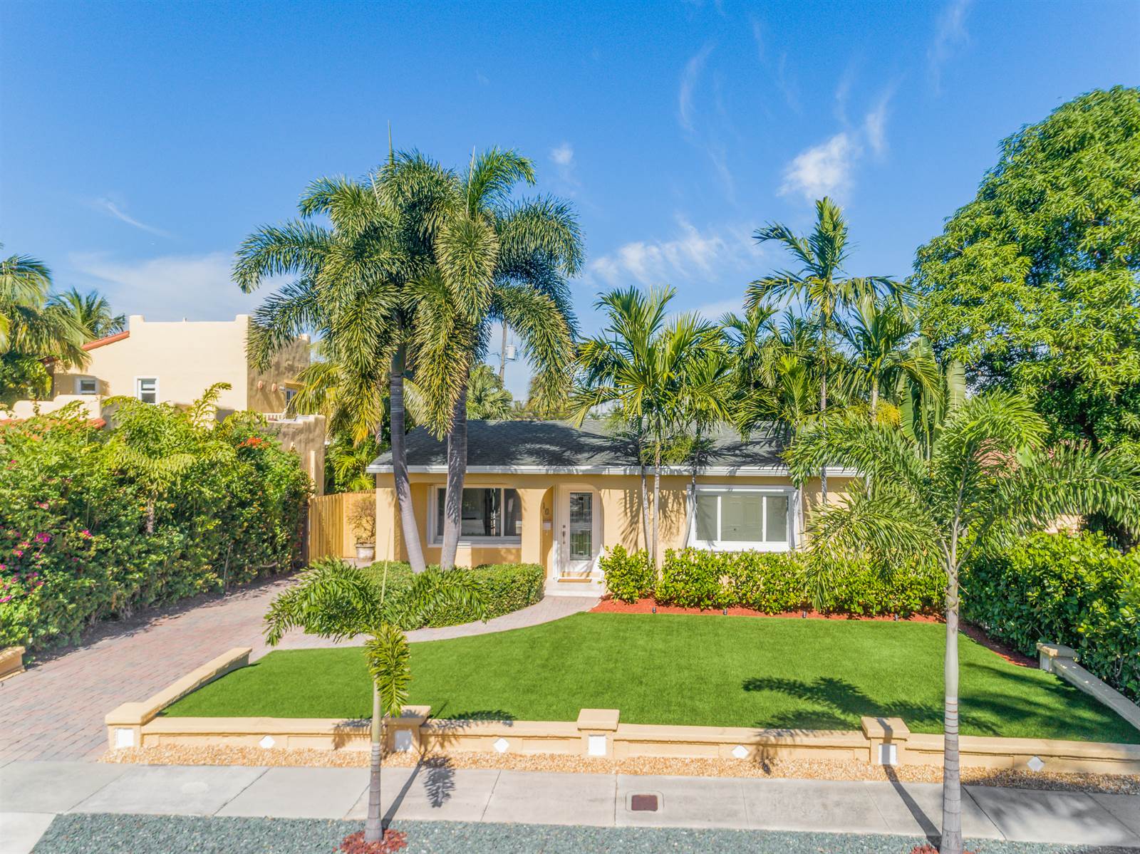 331 Plymouth Road, West Palm Beach, FL 33405 Listings Elena Muttart