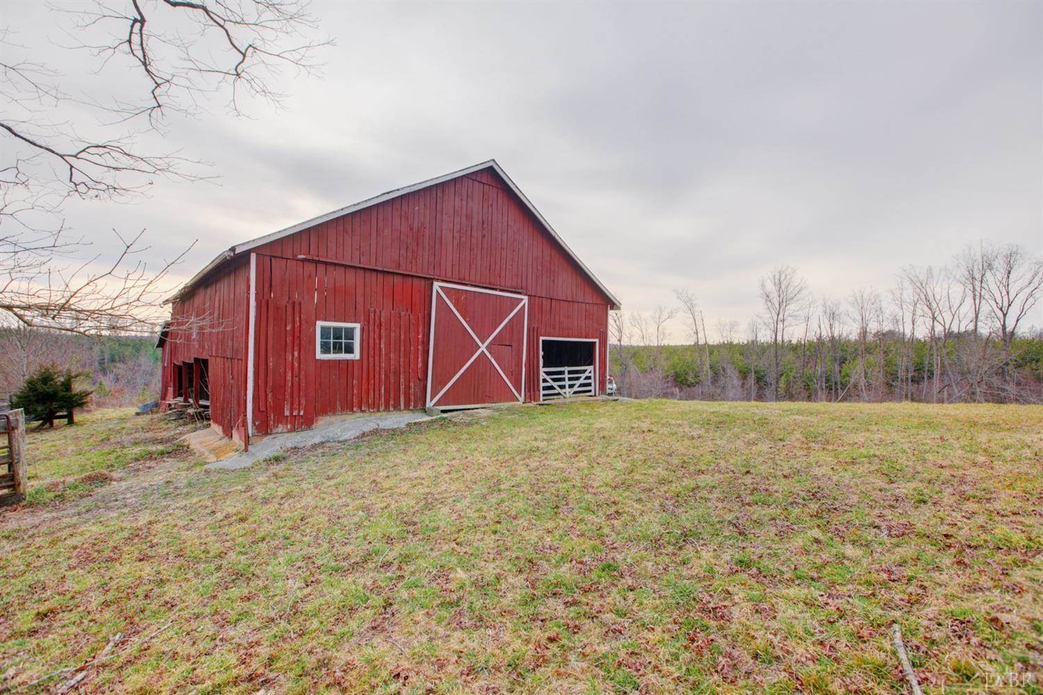 House For Sale On Evington Road at Francis Mcmanis blog