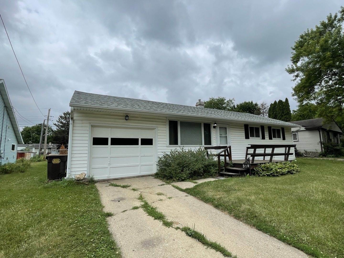 319 North Park Boulevard, Freeport, IL 61032 Listings NextHome