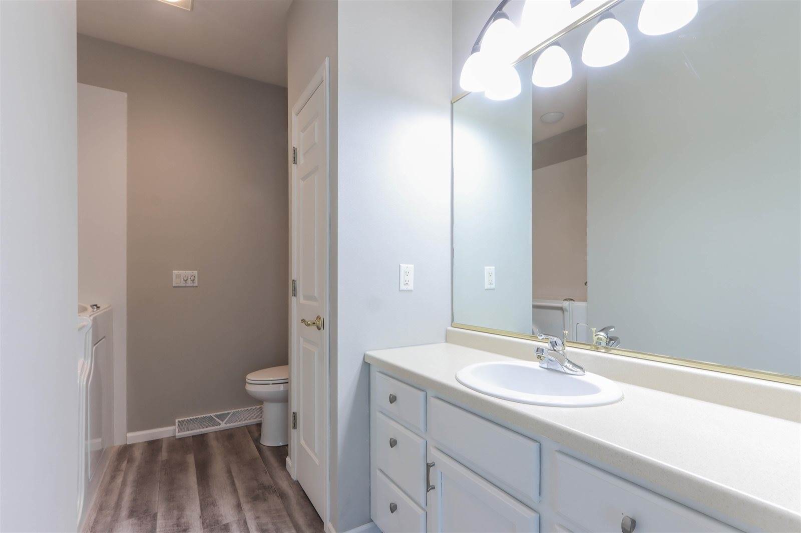 1705 Woodsview Drive, Marshfield, WI 54449 Listings Ashley Fredrick