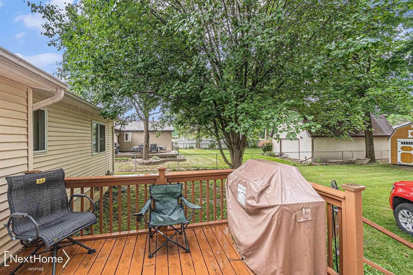 5465 Meadowcrest, Flint, MI 48532 Listings