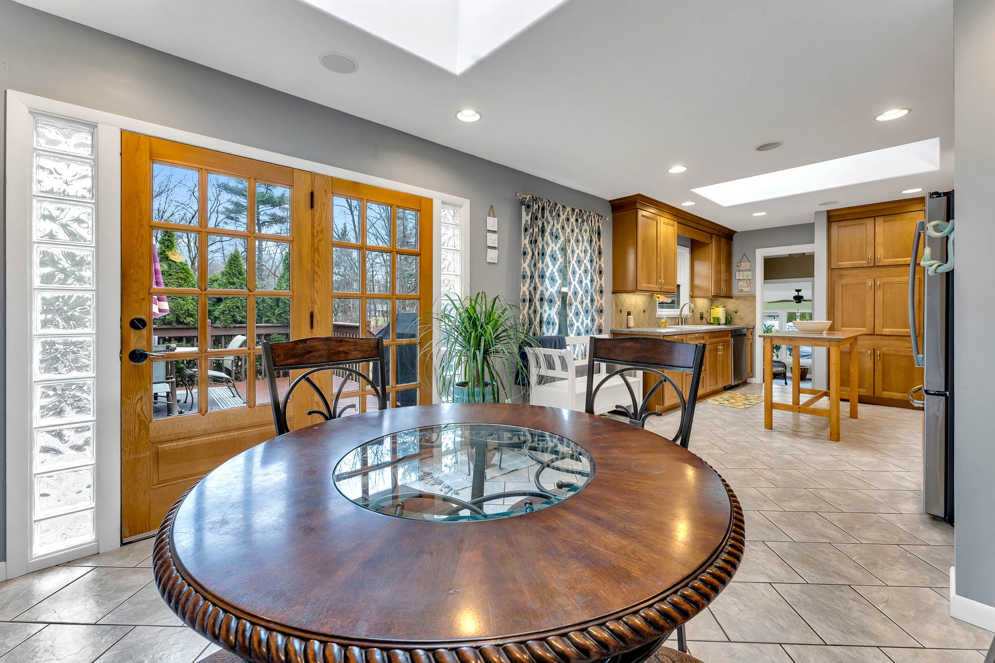 387 Cranberry Run Dr, Boardman, OH 44512 Listing Details data