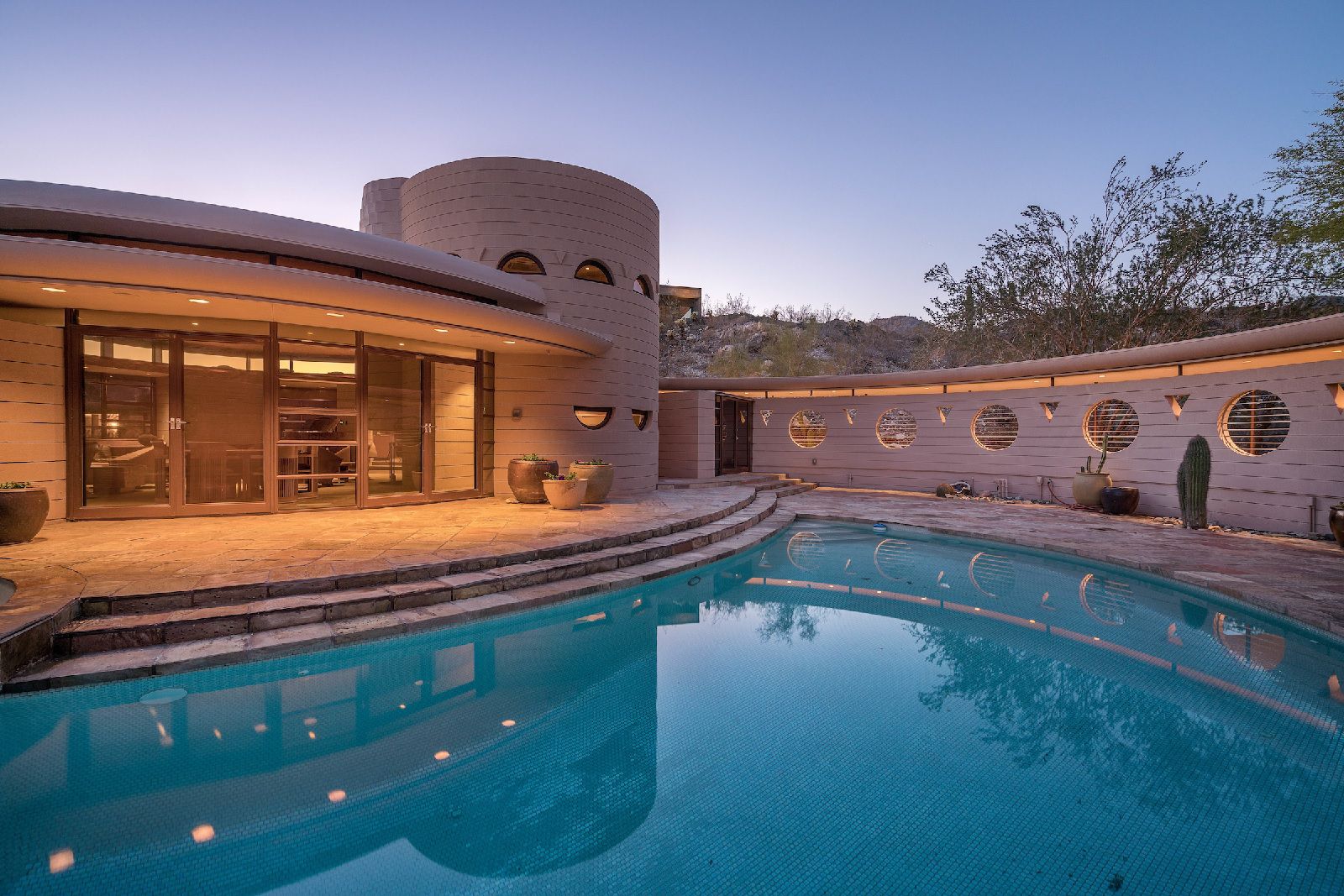 Volete comprare la Circular Sun House di Frank Lloyd Wright?
