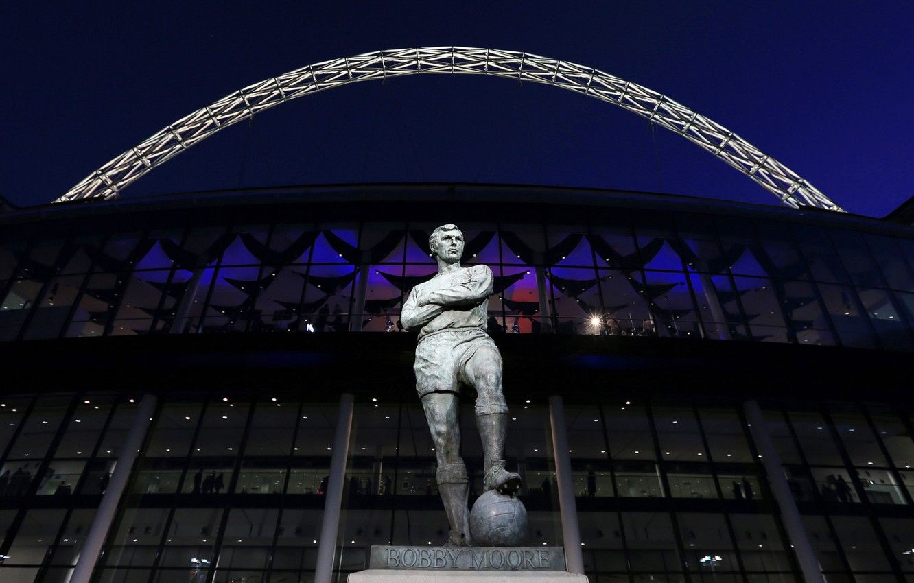 The 10 best football statues
