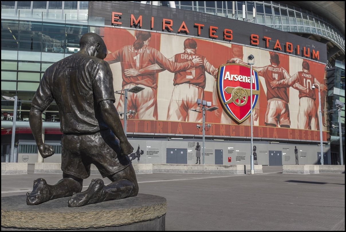 The 10 best football statues