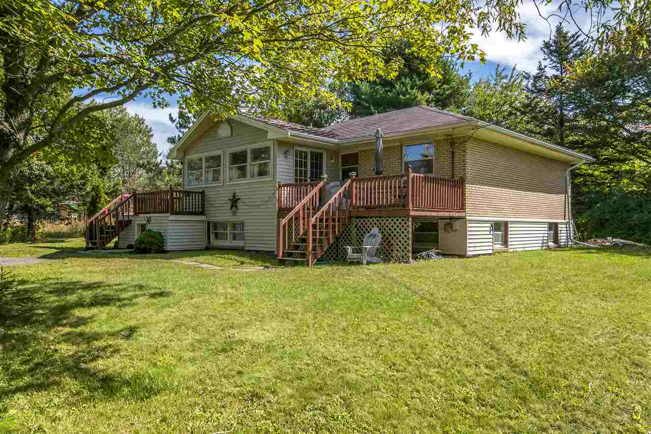 11 Blue Jay Lane, Hammonds Plains, (MLS® 202019656) RE/MAX nova