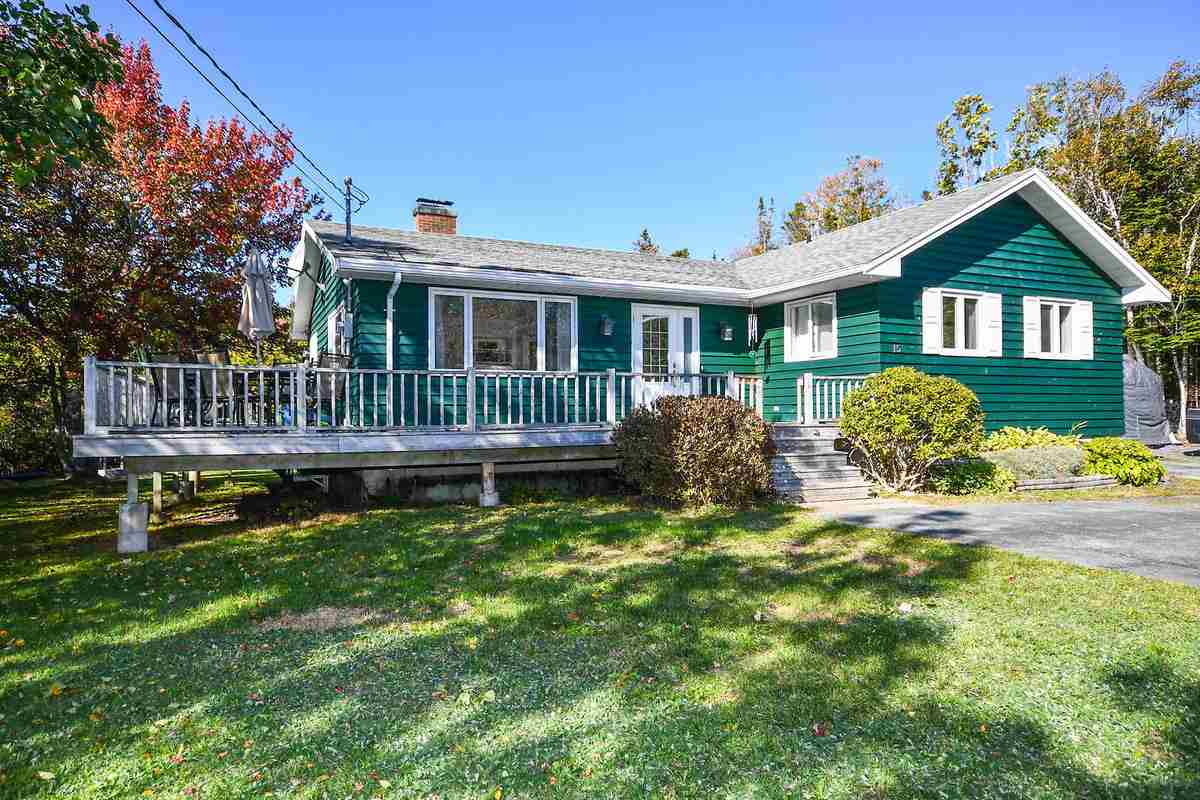 15 Duffy Drive, Mcgrath's Cove, (MLS® 202021440) RE/MAX nova