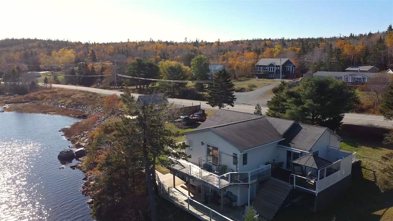 738 Terence Bay Road, Halifax, (MLS® 202023157) RE/MAX nova