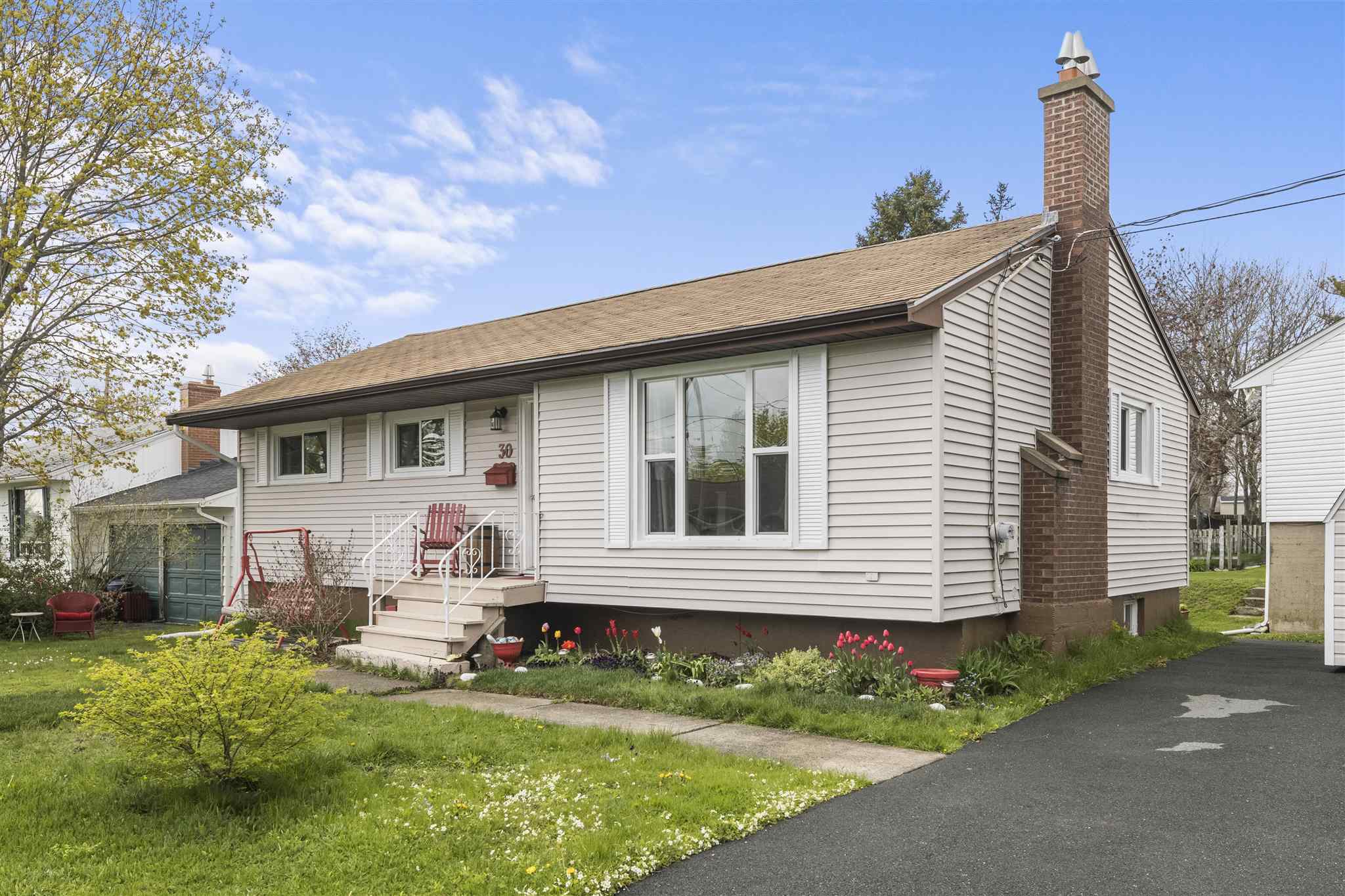 30 Stephen Cross Drive, Dartmouth, (MLS® 202111697) RE/MAX nova