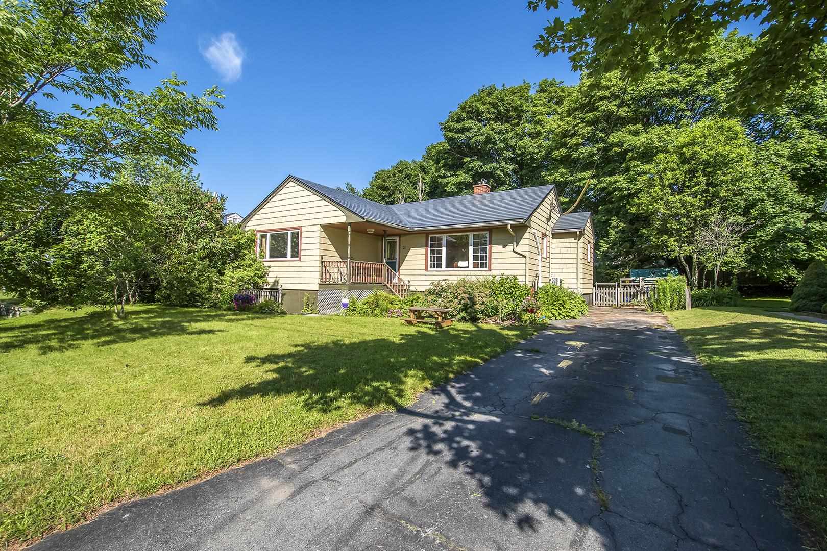 47 Frances Street, Dartmouth, (MLS® 202117276) RE/MAX nova