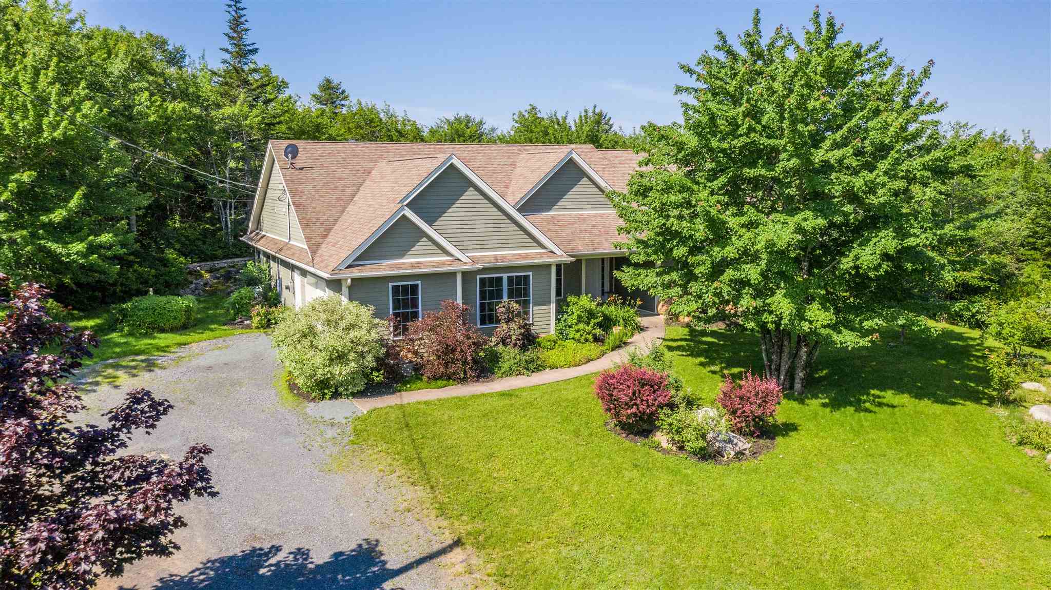 63 Sussex Drive, Stillwater Lake, (MLS® 202118217) RE/MAX nova