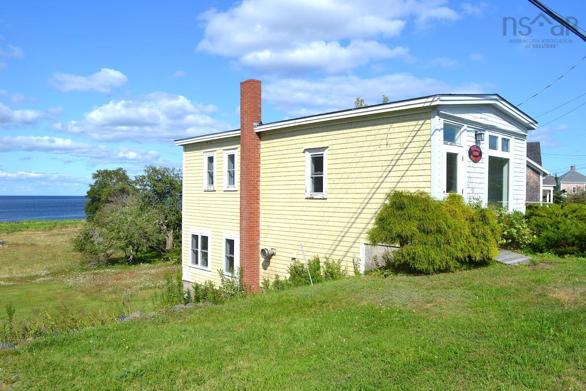 509 Kingsburg Road, Lower Rose Bay, (MLS® 202120424) RE/MAX nova