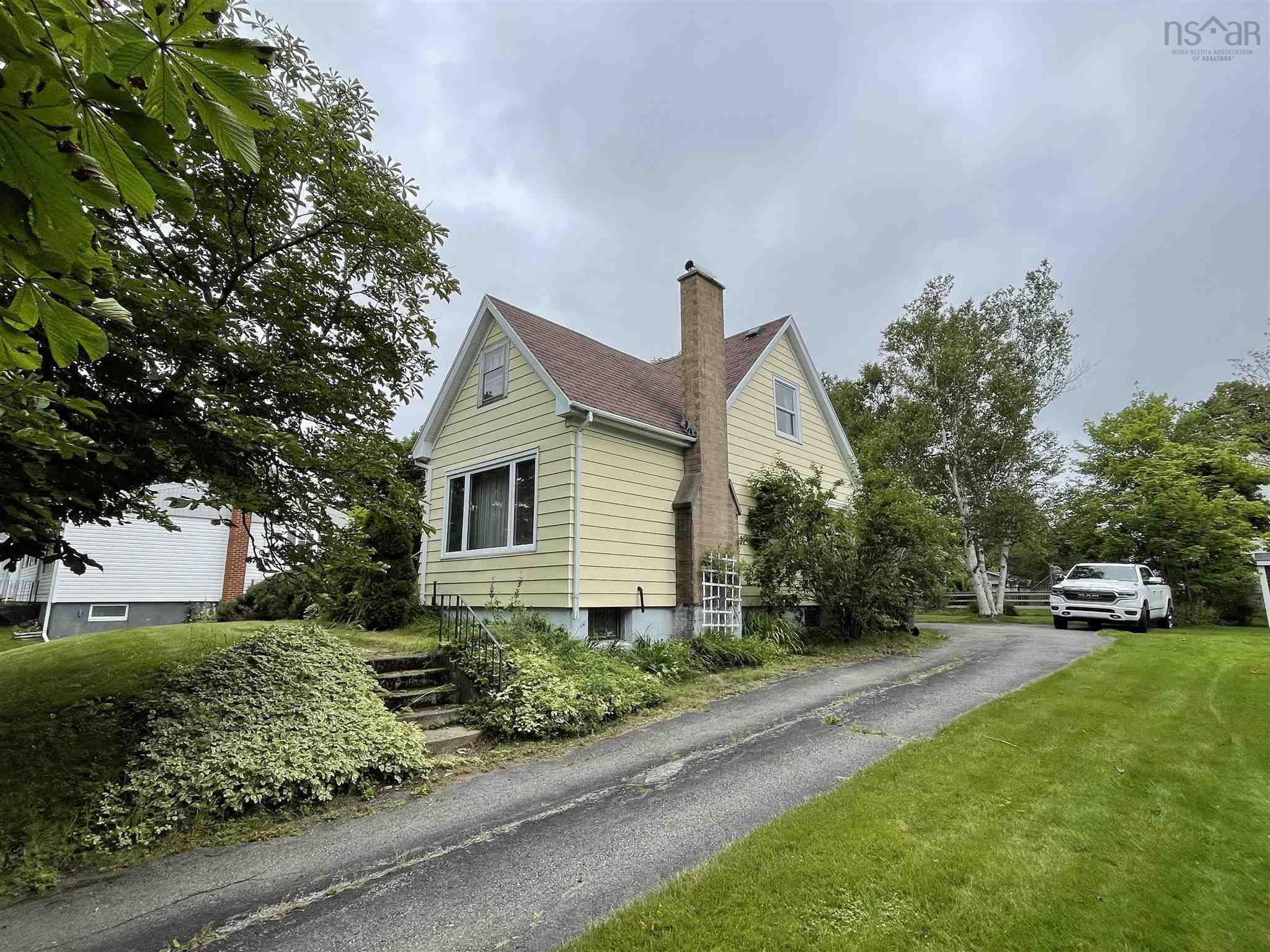 250 Keltic Drive, Westmount, (MLS® 202120537) RE/MAX nova