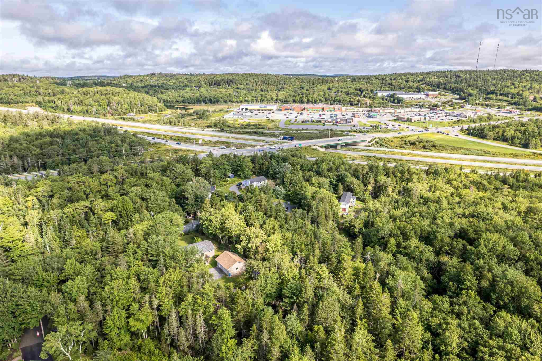 129 Hubley Mill Lake Road, Upper Tantallon, (MLS® 202120825) RE/MAX nova