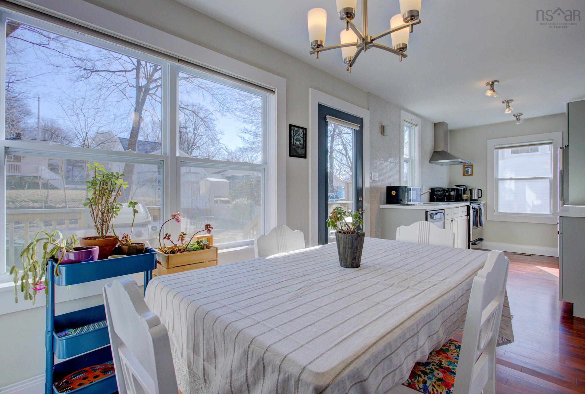 6540 Young Street, Halifax, (MLS® 202202433) RE/MAX nova