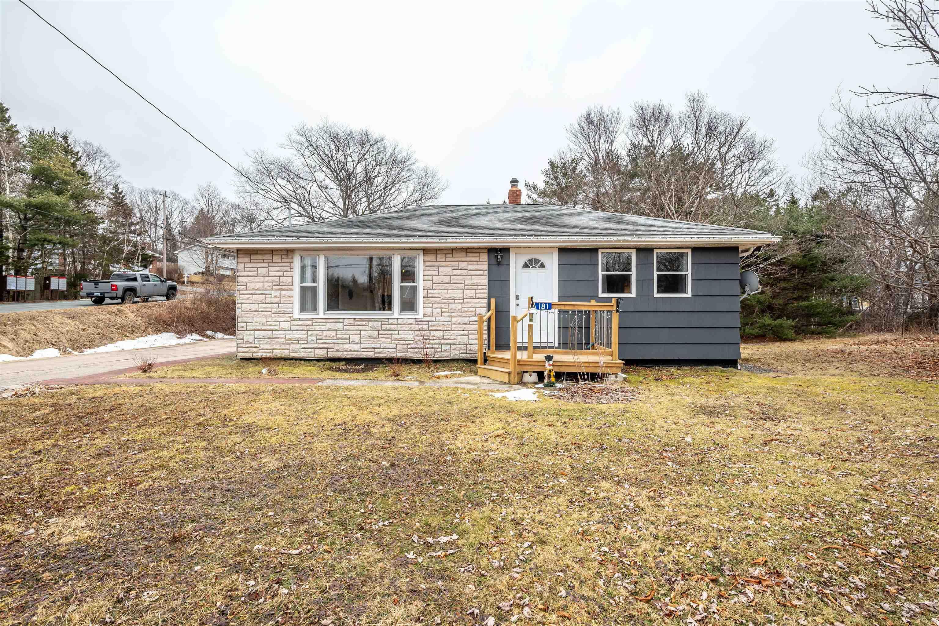 181 Salmon River Drive, Westphal, (MLS® 202202939) RE/MAX nova