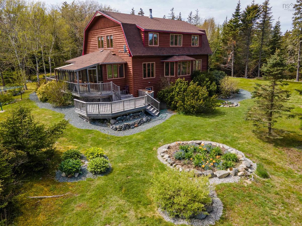 227 Locke Street, Lockeport, (MLS® 202203030) RE/MAX nova