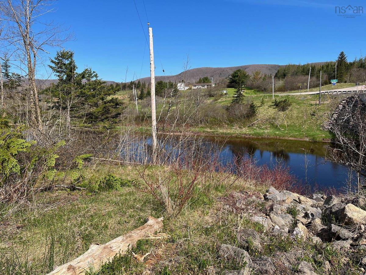 Old Margaree Road, Big Baddeck, (MLS® 202203057) RE/MAX nova