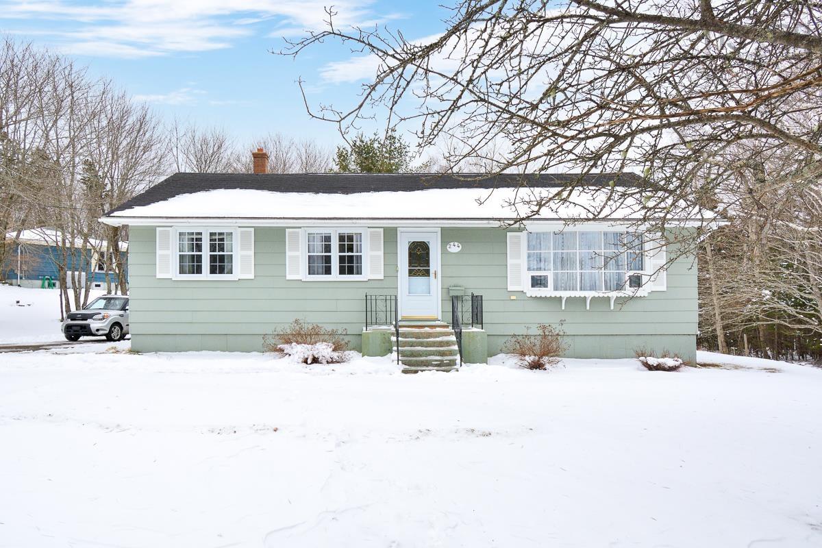 244 Woodlawn Drive, Sydney River, (MLS® 202203454) RE/MAX nova