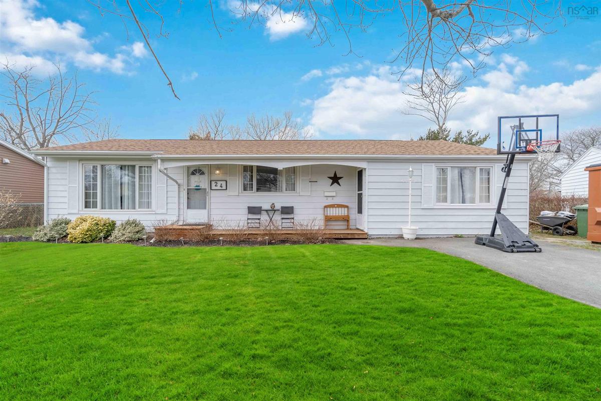 24 Rannoch Road, Dartmouth, (MLS® 202207337) RE/MAX nova