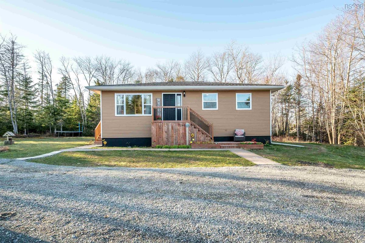 2340 Beaver Bank Road, Beaver Bank, (MLS® 202207368) RE/MAX nova