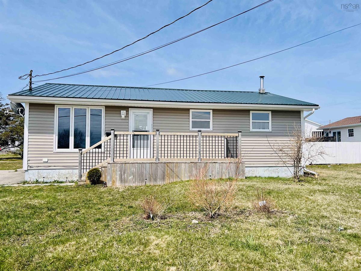 19 Oram Street, Sydney Mines, (MLS® 202208225) RE/MAX nova