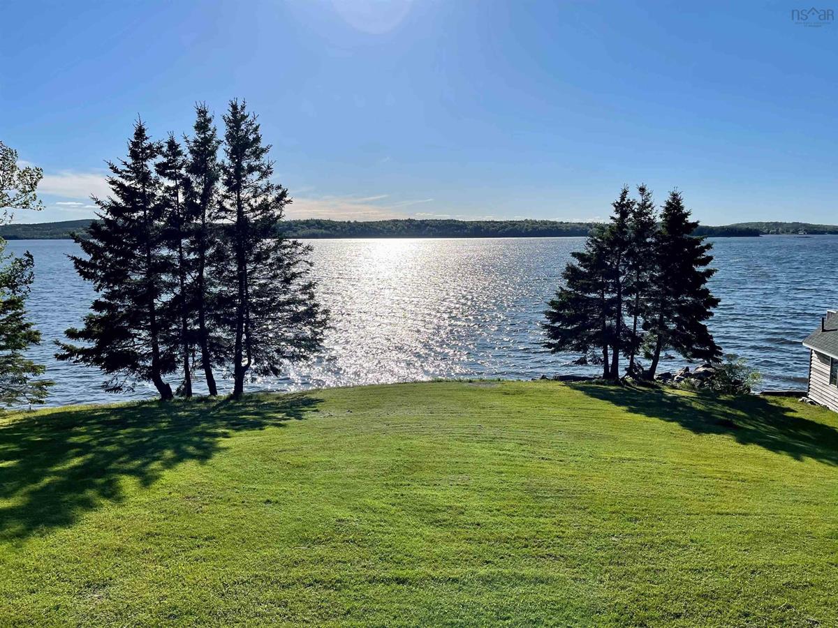 276 Ostrea Lake Drive, Ostrea Lake, (MLS® 202208238) RE/MAX nova