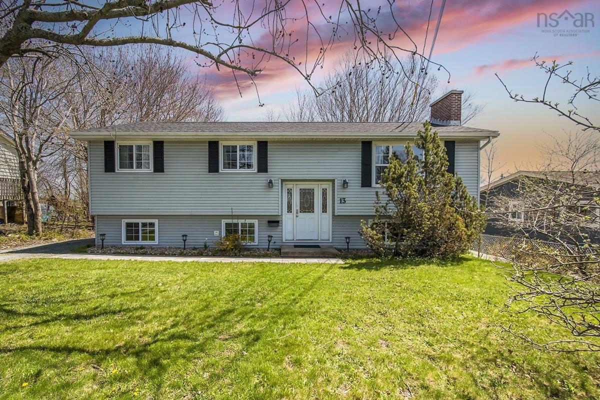 13 Beaver Bank Road, Lower Sackville, (MLS® 202210451) RE/MAX nova