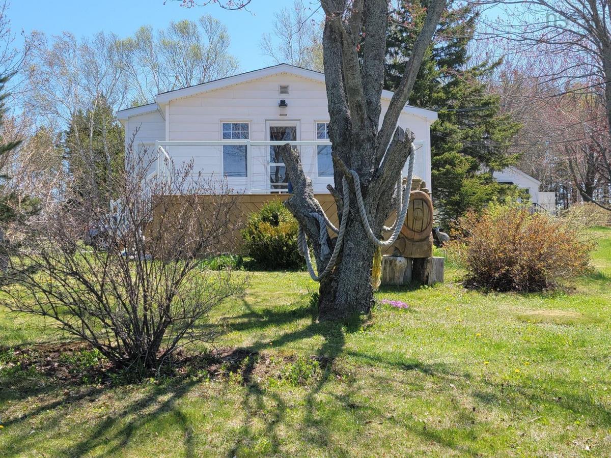 1551 Kings Road, Sydney River, (MLS® 202211448) RE/MAX nova