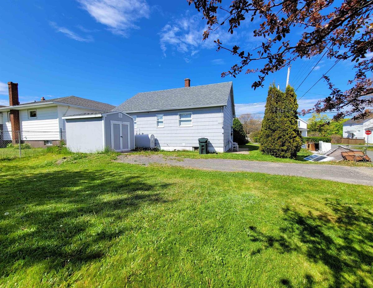 11 McVicar Street, Glace Bay, (MLS® 202212761) RE/MAX nova