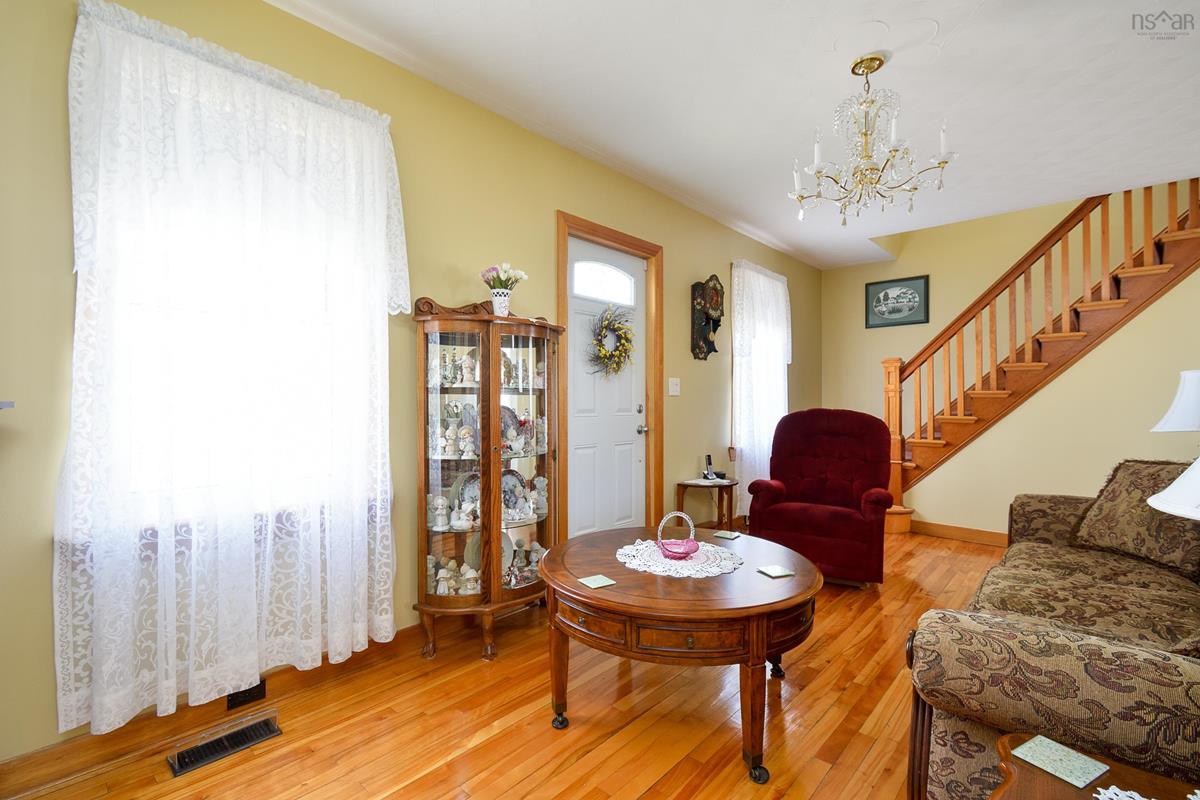 86 MAIN Street, Bras D'Or, (MLS® 202212774) RE/MAX nova