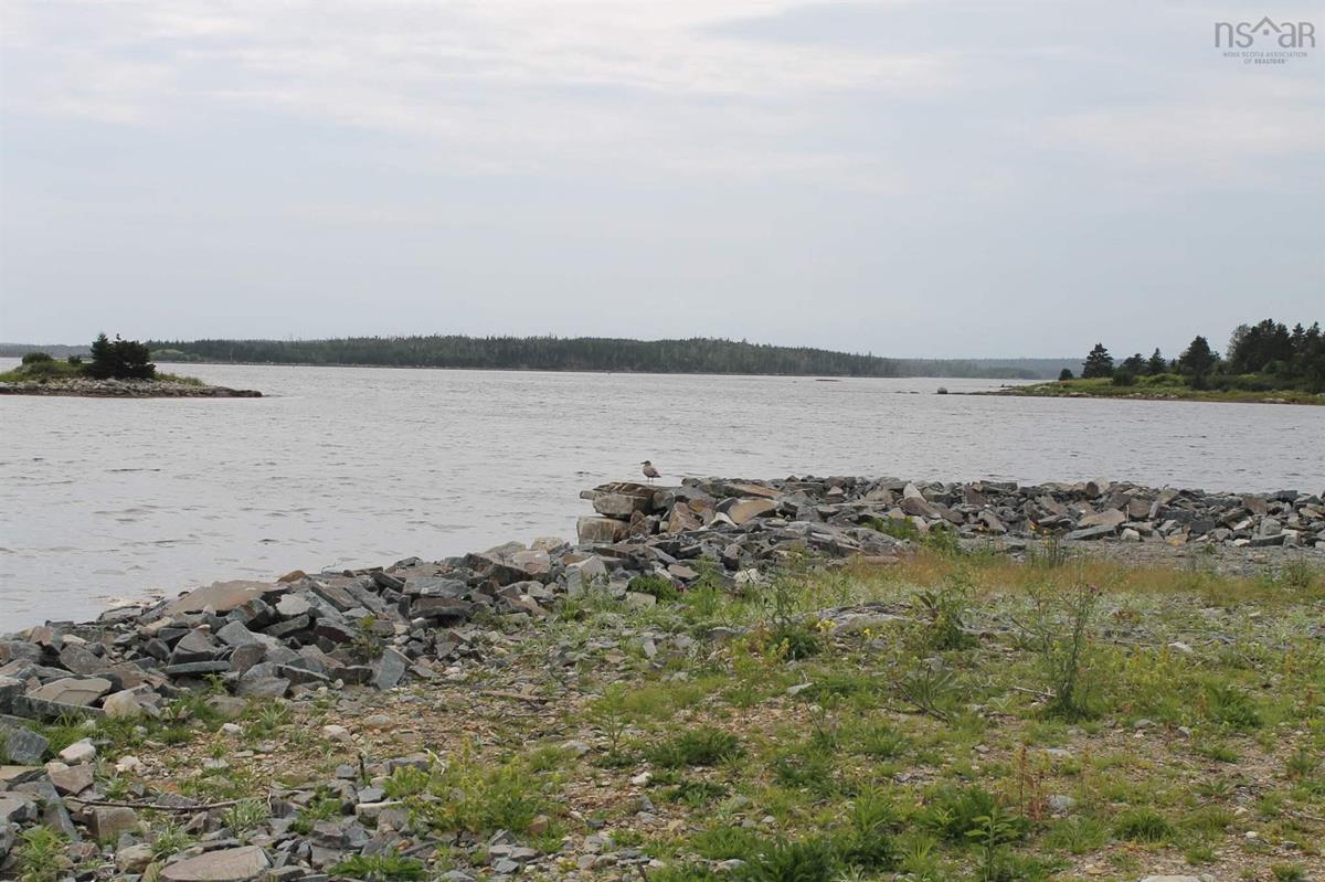 1878 Ostrea Lake Road, Ostrea Lake, (MLS® 202213012) RE/MAX nova