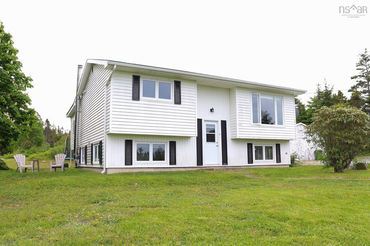 2179 Ostrea Lake Road, Ostrea Lake, (MLS® 202213891) RE/MAX nova