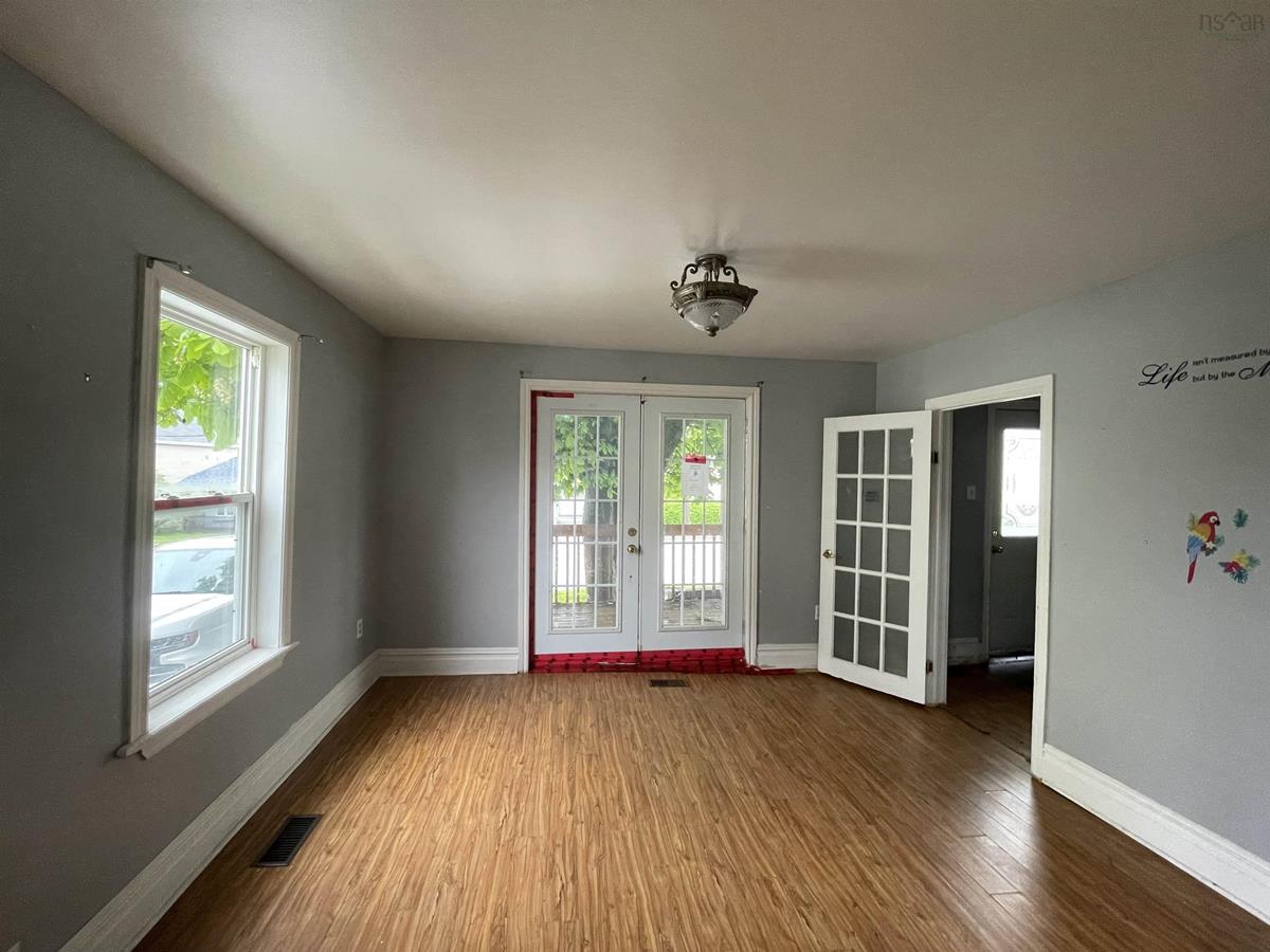 33 Fraser Avenue, Sydney Mines, (MLS® 202214363) RE/MAX nova