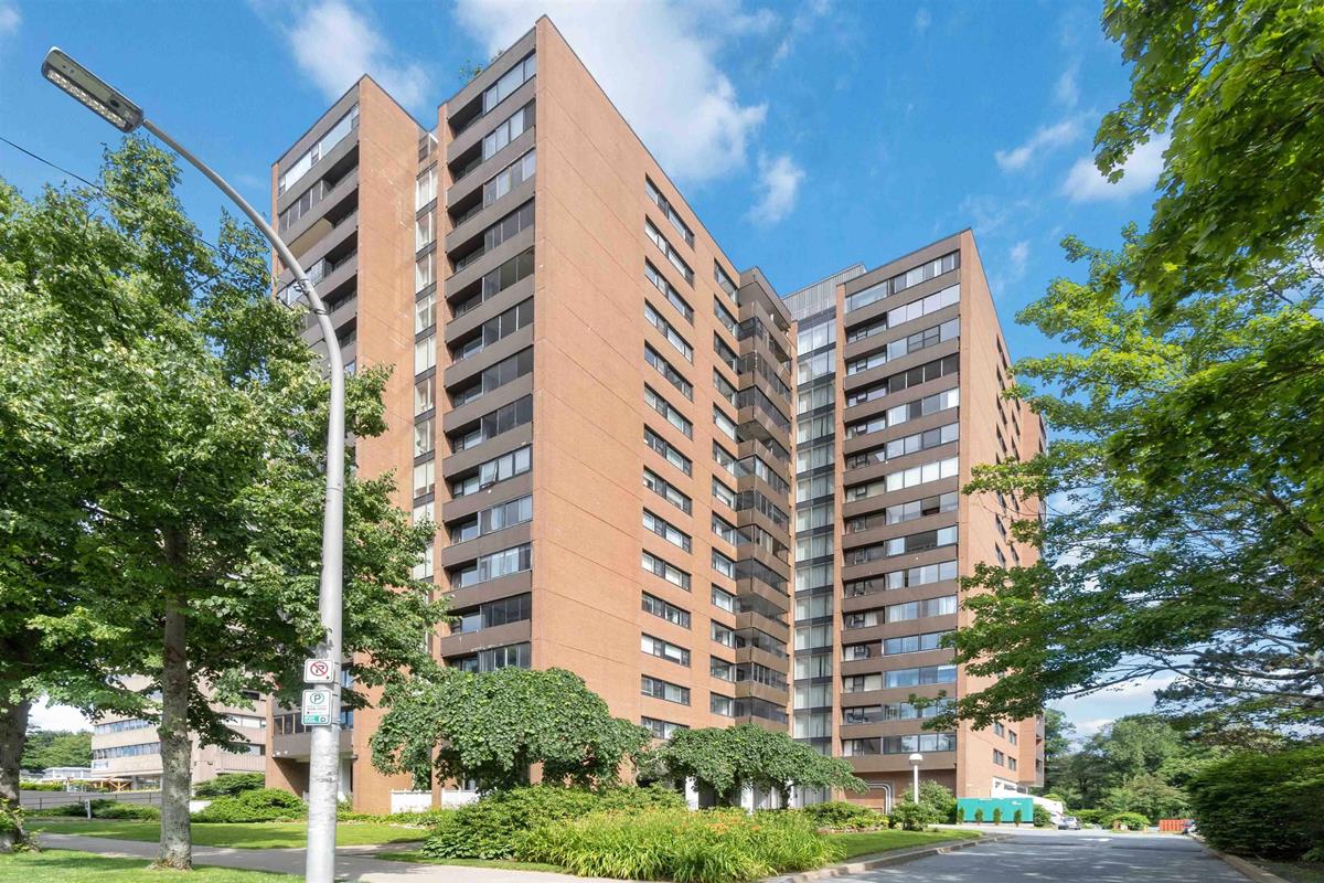 1009 5959 Spring Garden Road, Halifax, (MLS® 202216638) RE/MAX nova