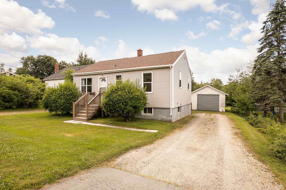 21 Rockingstone Road, Spryfield, (MLS® 202217402) RE/MAX nova