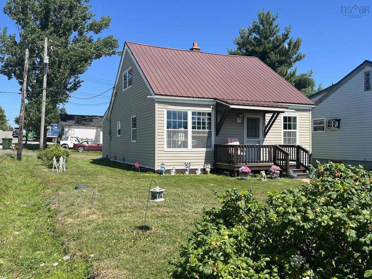 72 Poplar Street, Pictou, (MLS® 202218683) RE/MAX nova