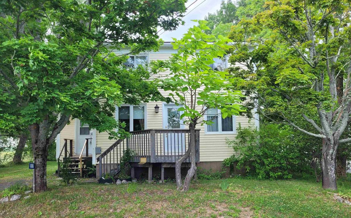 1698 Mackay Street, Westville, (MLS® 202218963) RE/MAX nova