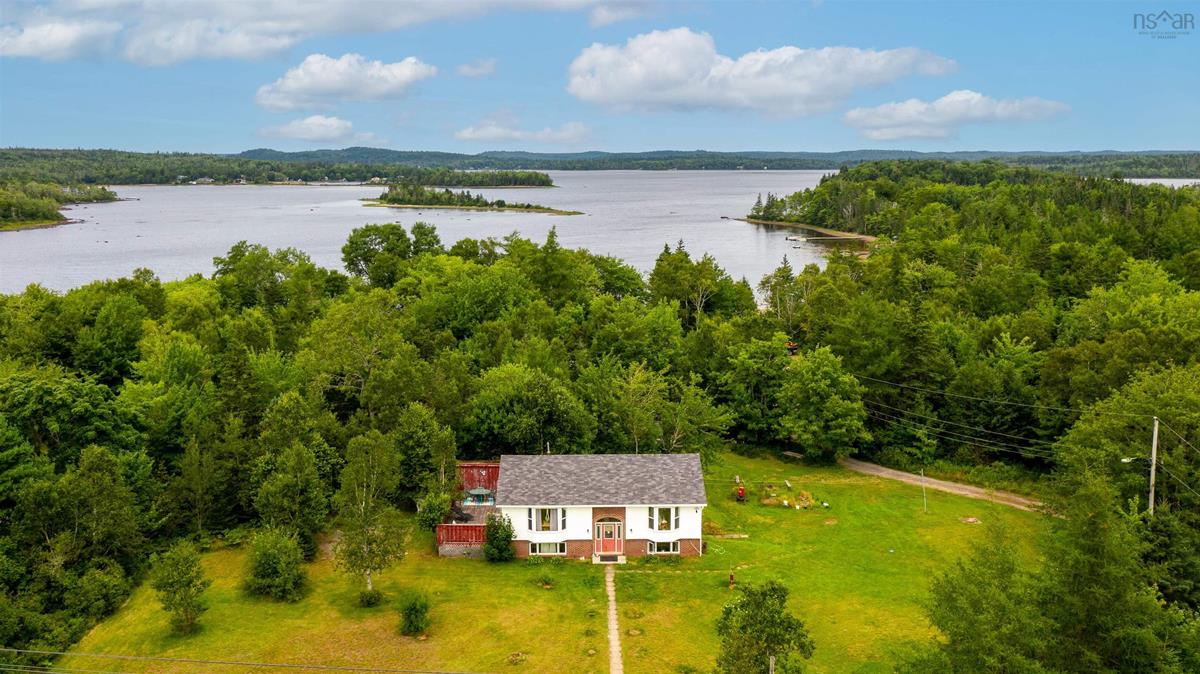 11381 Highway 7, Lake Charlotte, (MLS® 202220386) RE/MAX nova