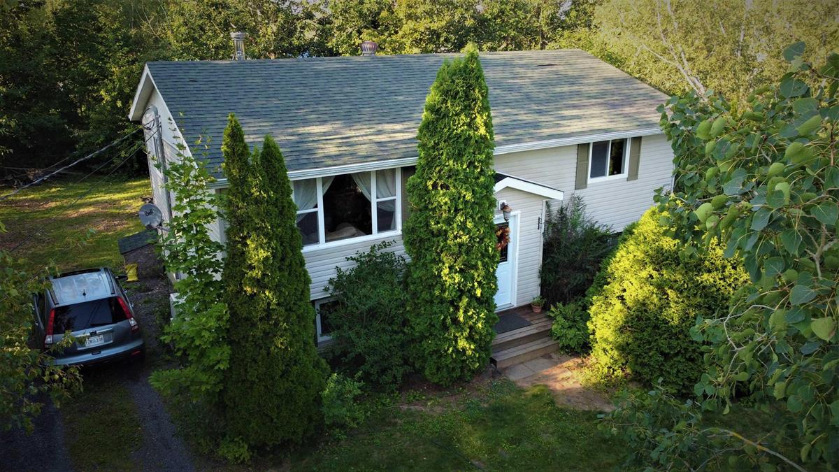 959 Northview Drive, Waterville, (MLS® 202221942) RE/MAX nova