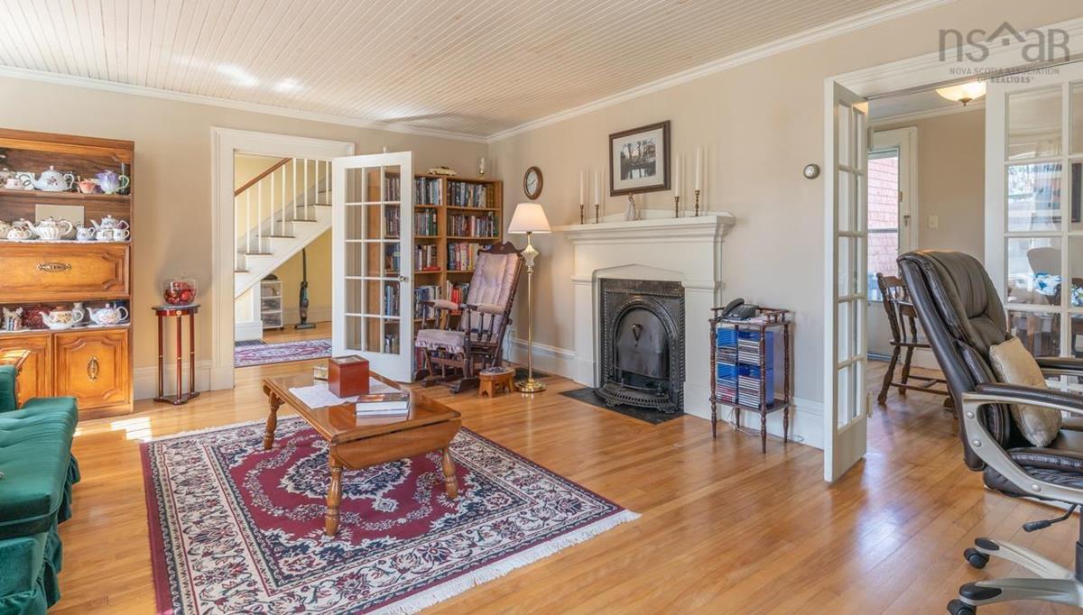 28 Ellis Avenue, Yarmouth, (MLS® 202222340) RE/MAX nova