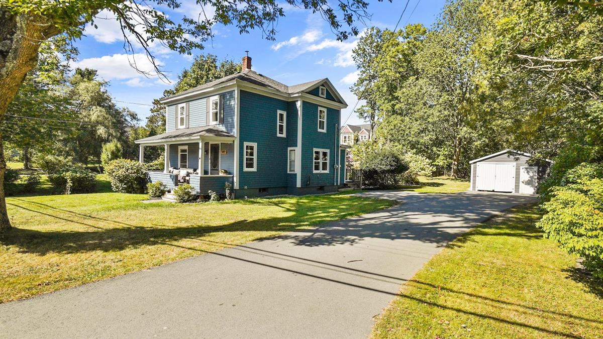 447 Main Street, Mahone Bay, (MLS® 202223336) RE/MAX nova