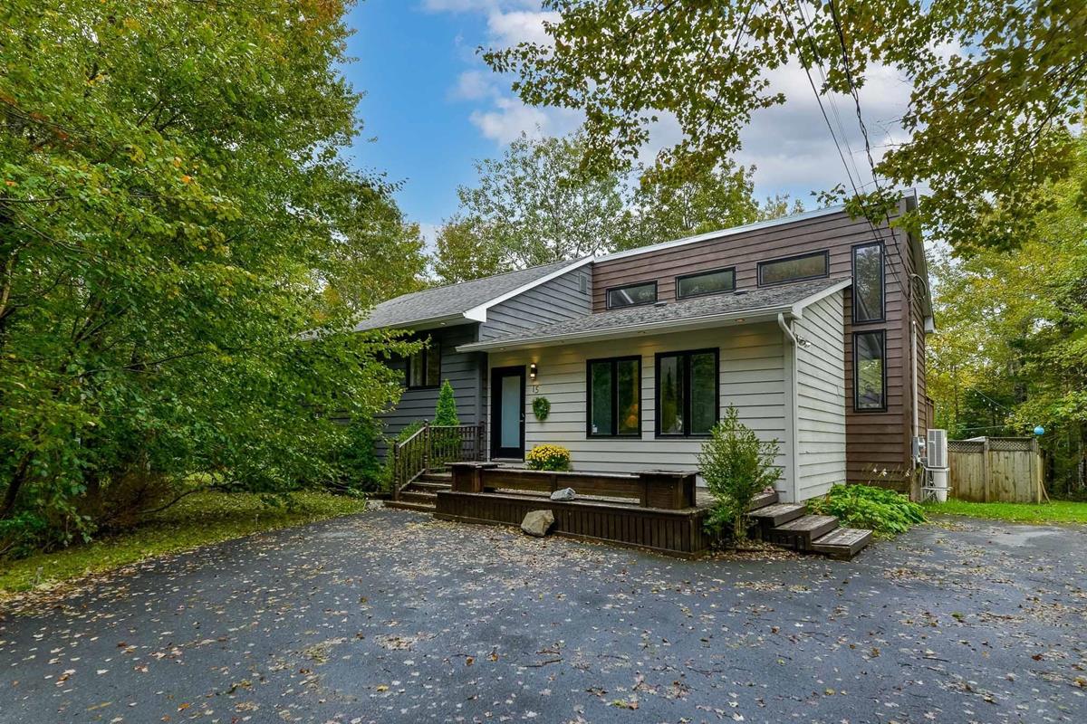 15 Cheshire Lane, Stillwater Lake, (MLS® 202223373) RE/MAX nova